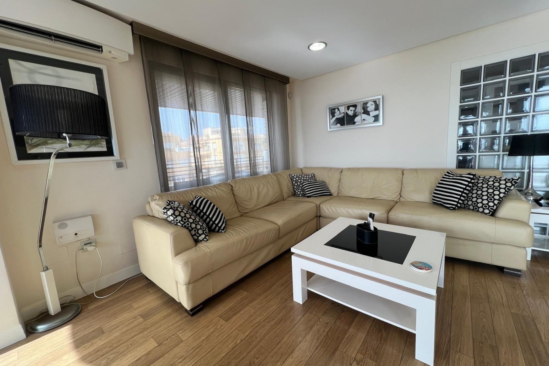 Resale - Apartment - Torrevieja - Mar azul