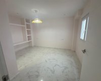 Resale - Apartment - Torrevieja - Muelle Pesquero