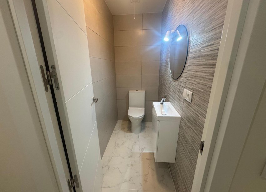 Resale - Apartment - Torrevieja - Muelle Pesquero