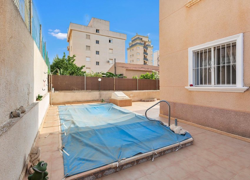 Resale - Apartment - Torrevieja - Nueva Torrevieja