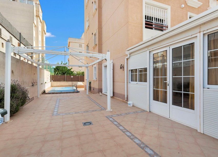 Resale - Apartment - Torrevieja - Nueva Torrevieja