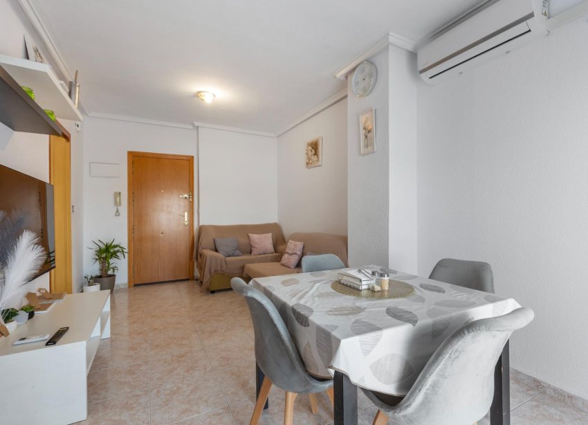 Resale - Apartment - Torrevieja - Nueva Torrevieja