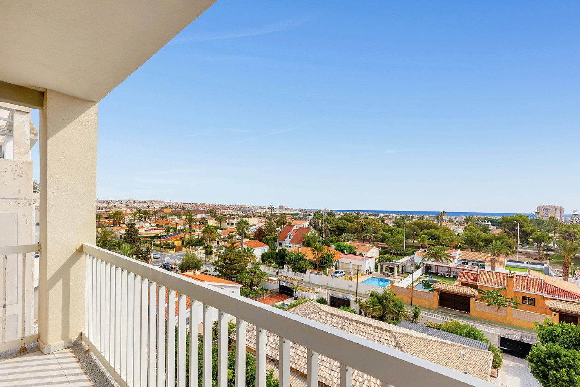 Resale - Apartment - Torrevieja - Nueva Torrevieja