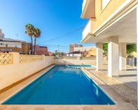 Resale - Apartment - Torrevieja - Nueva Torrevieja