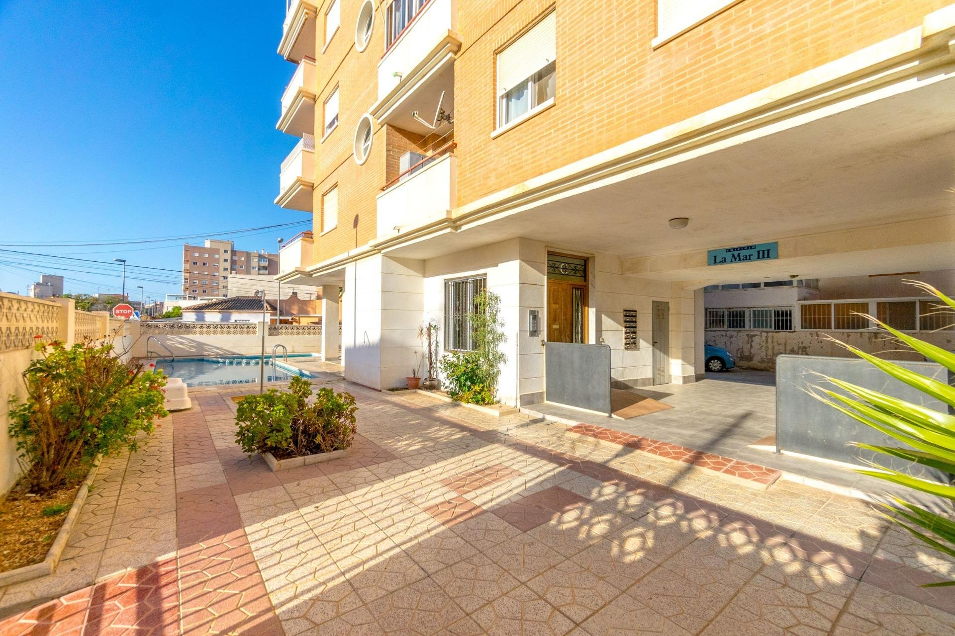 Resale - Apartment - Torrevieja - Nueva Torrevieja