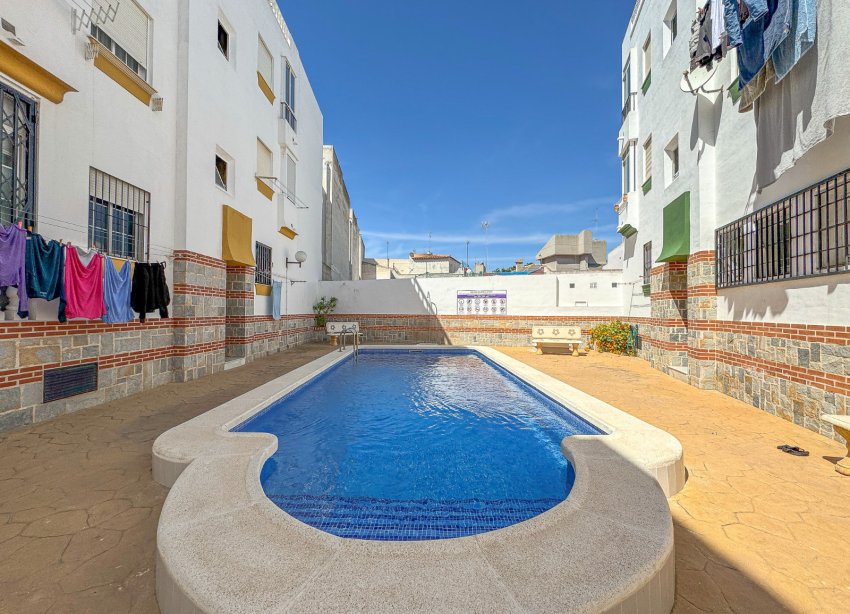 Resale - Apartment - Torrevieja - Nueva Torrevieja