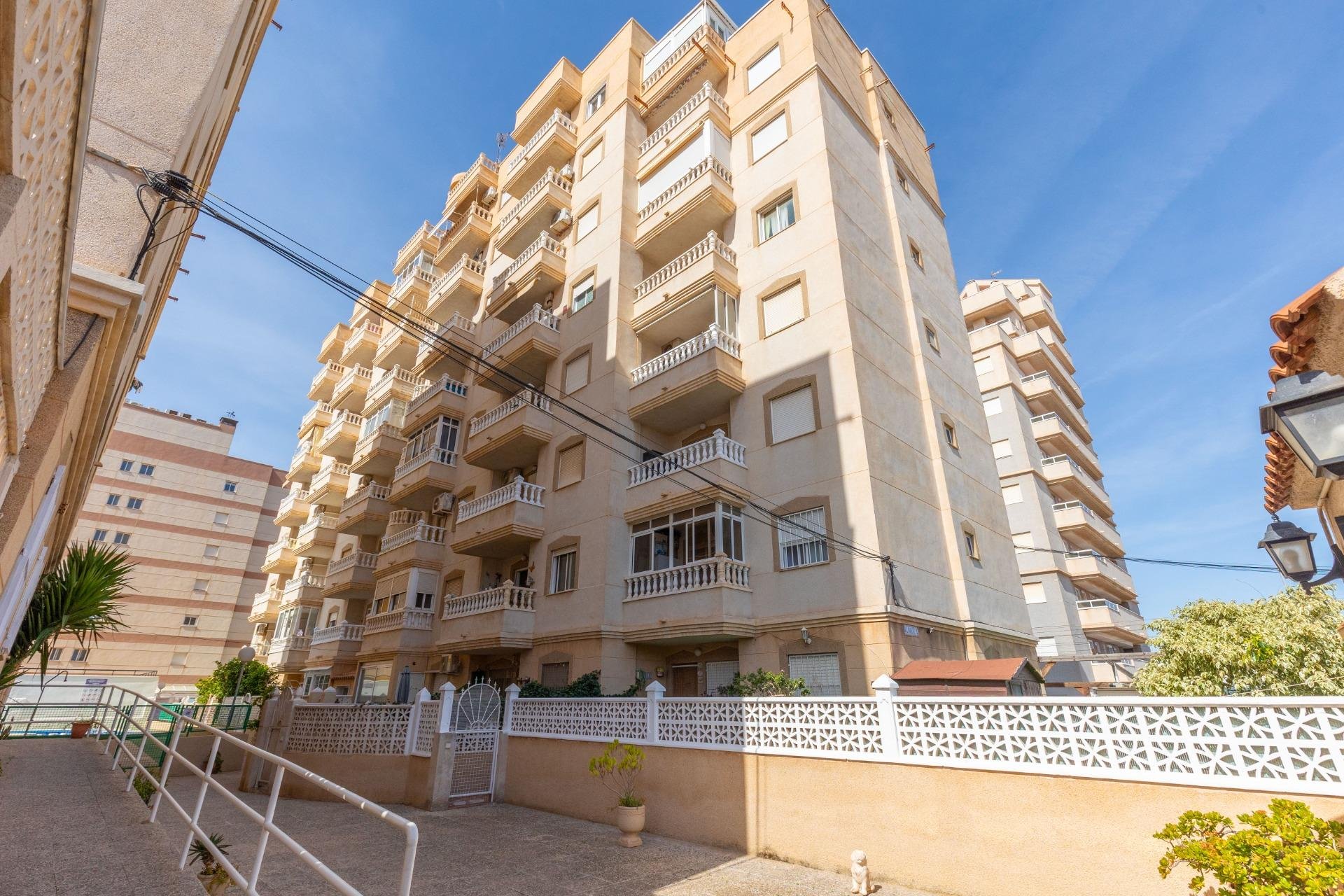 Resale - Apartment - Torrevieja - Nueva Torrevieja