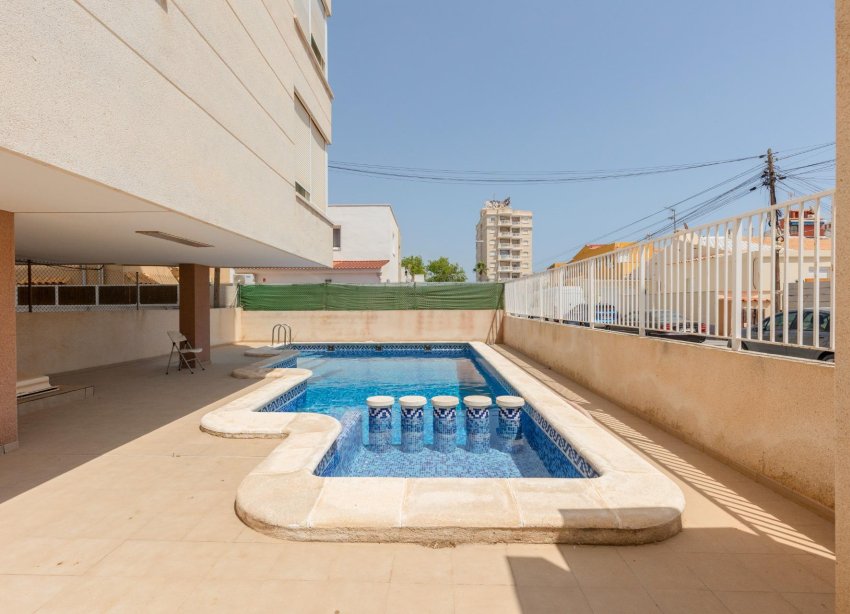 Resale - Apartment - Torrevieja - Nueva Torrevieja