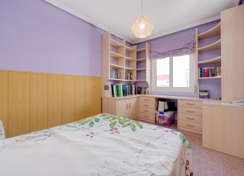 Resale - Apartment - Torrevieja - Parque de Las Naciones