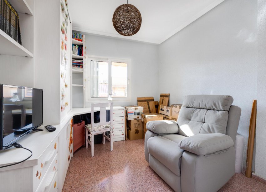 Resale - Apartment - Torrevieja - Parque de Las Naciones