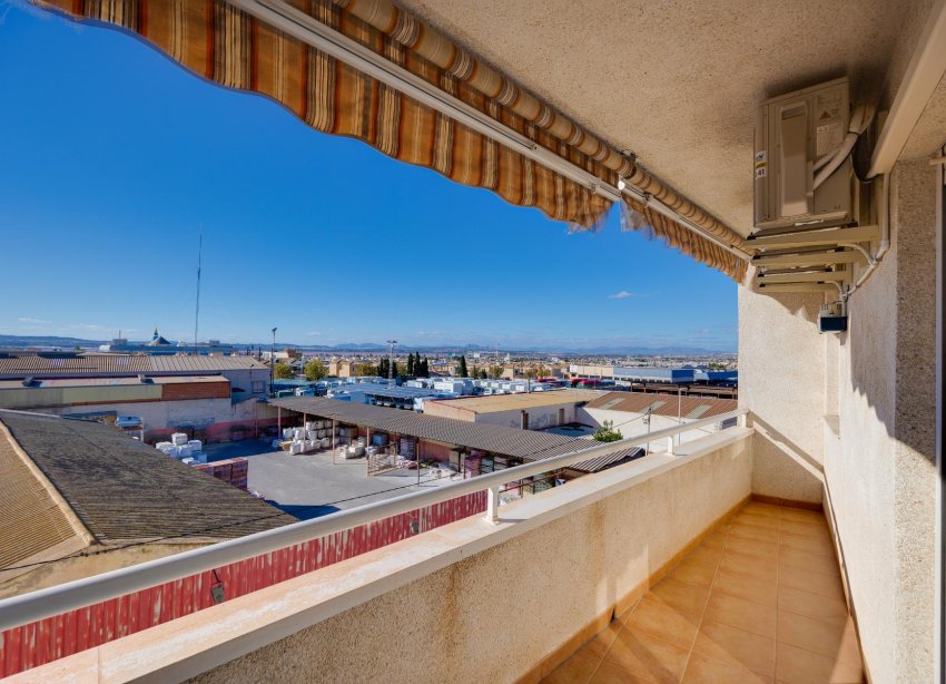 Resale - Apartment - Torrevieja - Parque de Las Naciones