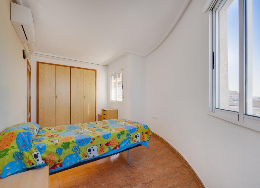 Resale - Apartment - Torrevieja - Parque de Las Naciones