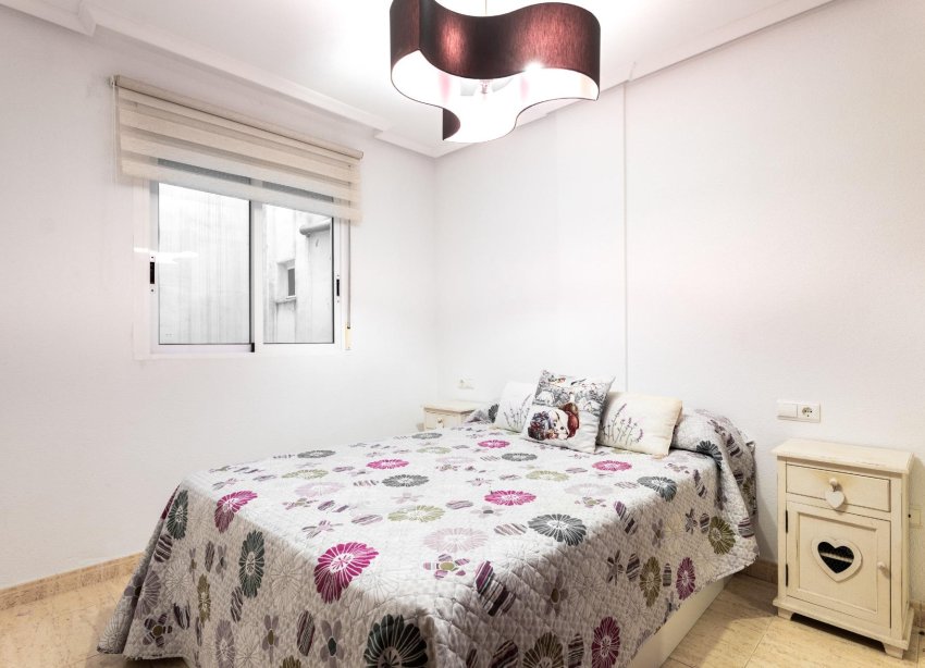 Resale - Apartment - Torrevieja - Parque de las Naciones