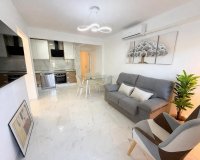 Resale - Apartment - Torrevieja - Parque de las Naciones