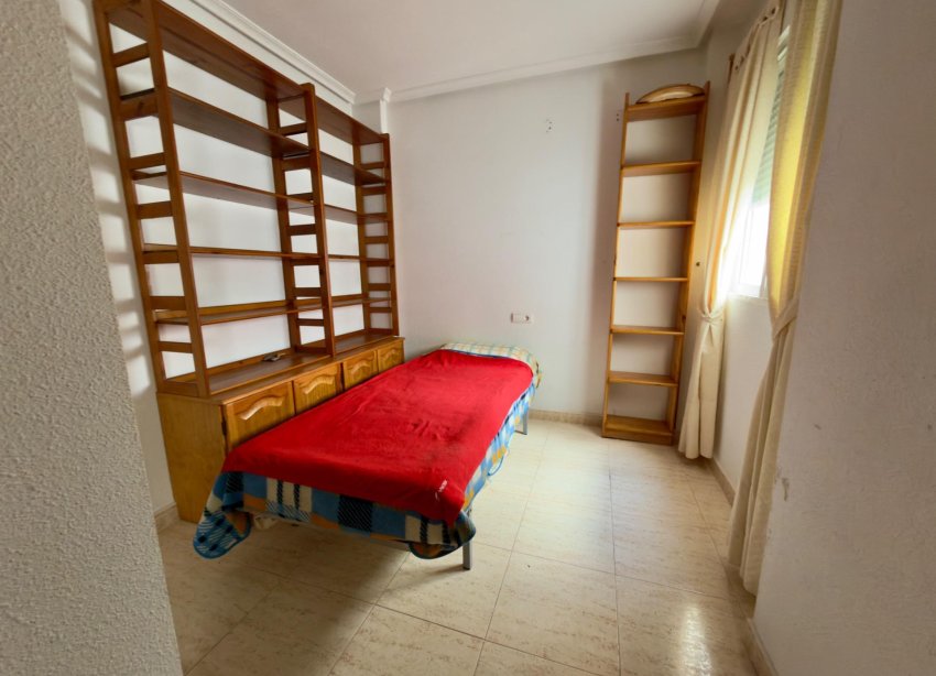 Resale - Apartment - Torrevieja - Parque de las Naciones