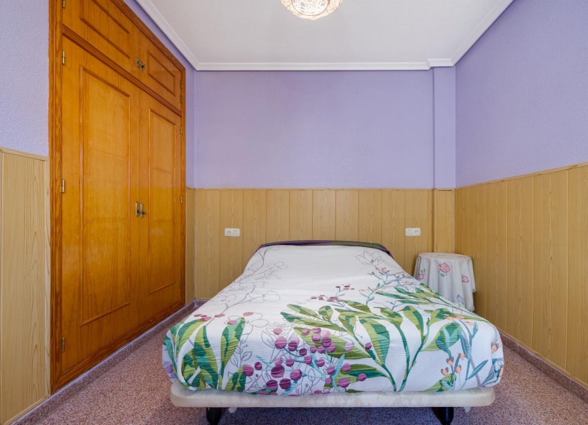 Resale - Apartment - Torrevieja - Parque de Las Naciones