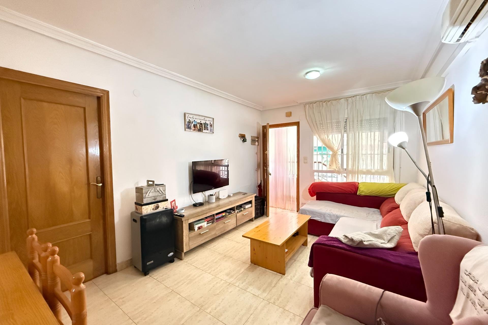Resale - Apartment - Torrevieja - Parque de las Naciones