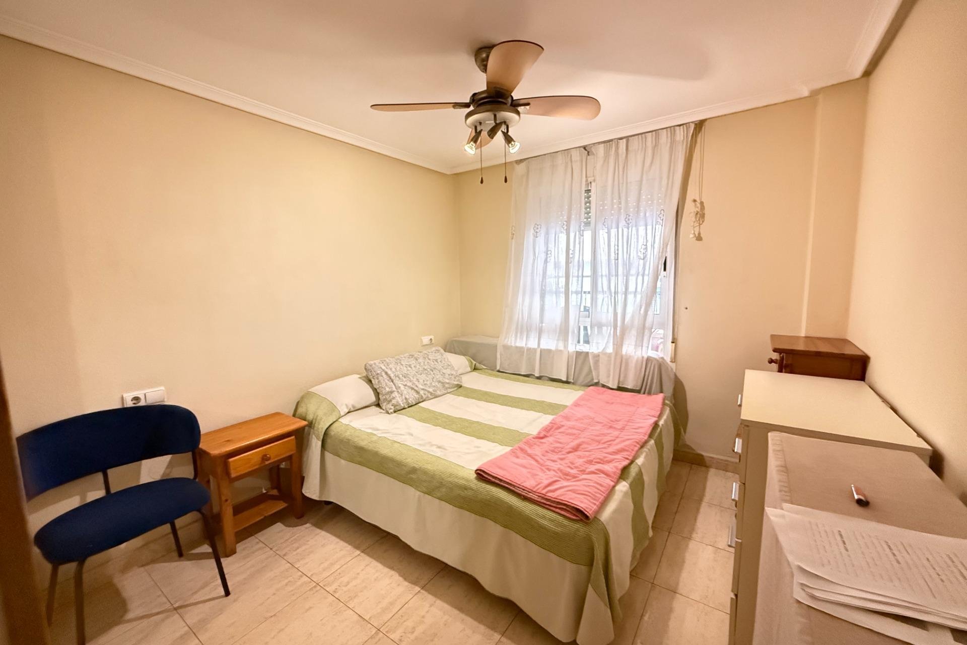 Resale - Apartment - Torrevieja - Parque de las Naciones