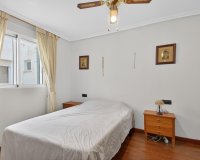 Resale - Apartment - Torrevieja - Parque de las Naciones