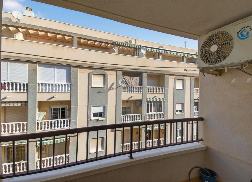 Resale - Apartment - Torrevieja - Parque de Las Naciones