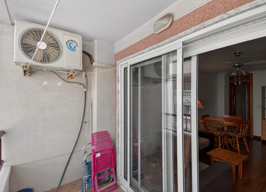 Resale - Apartment - Torrevieja - Parque de Las Naciones