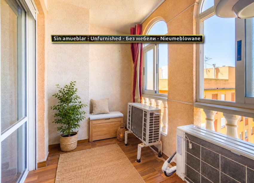 Resale - Apartment - Torrevieja - Parque de Las Naciones