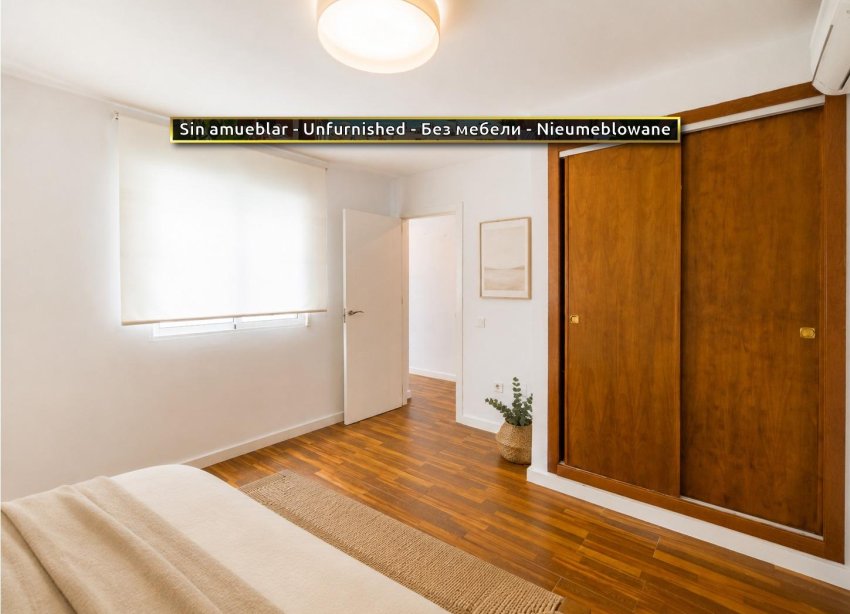 Resale - Apartment - Torrevieja - Parque de Las Naciones