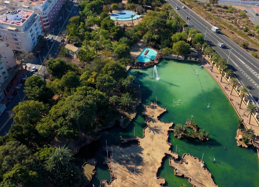 Resale - Apartment - Torrevieja - Parque de Las Naciones