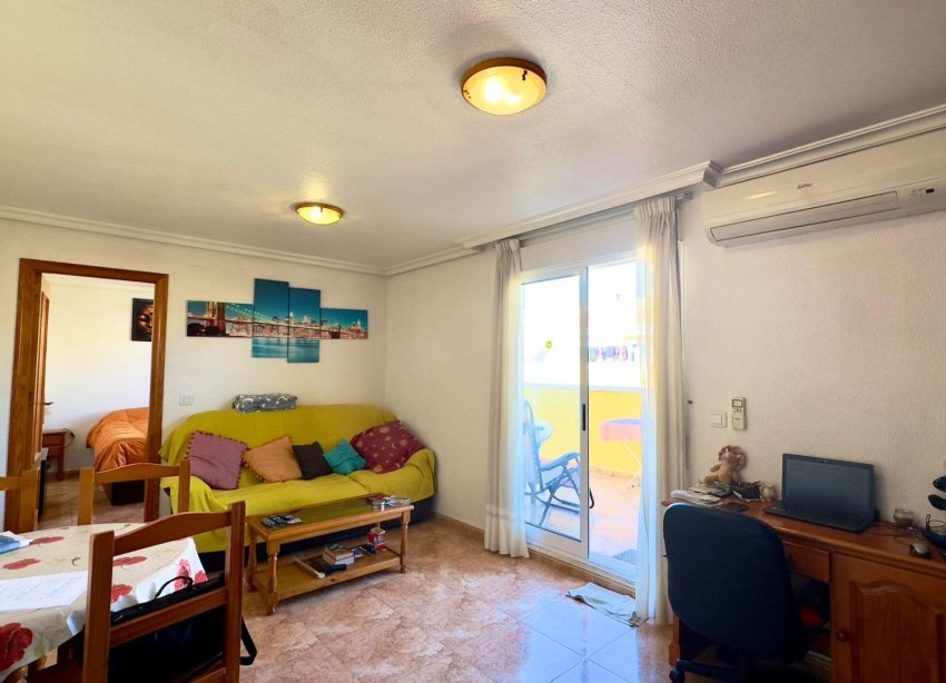 Resale - Apartment - Torrevieja - Parque de Las Naciones