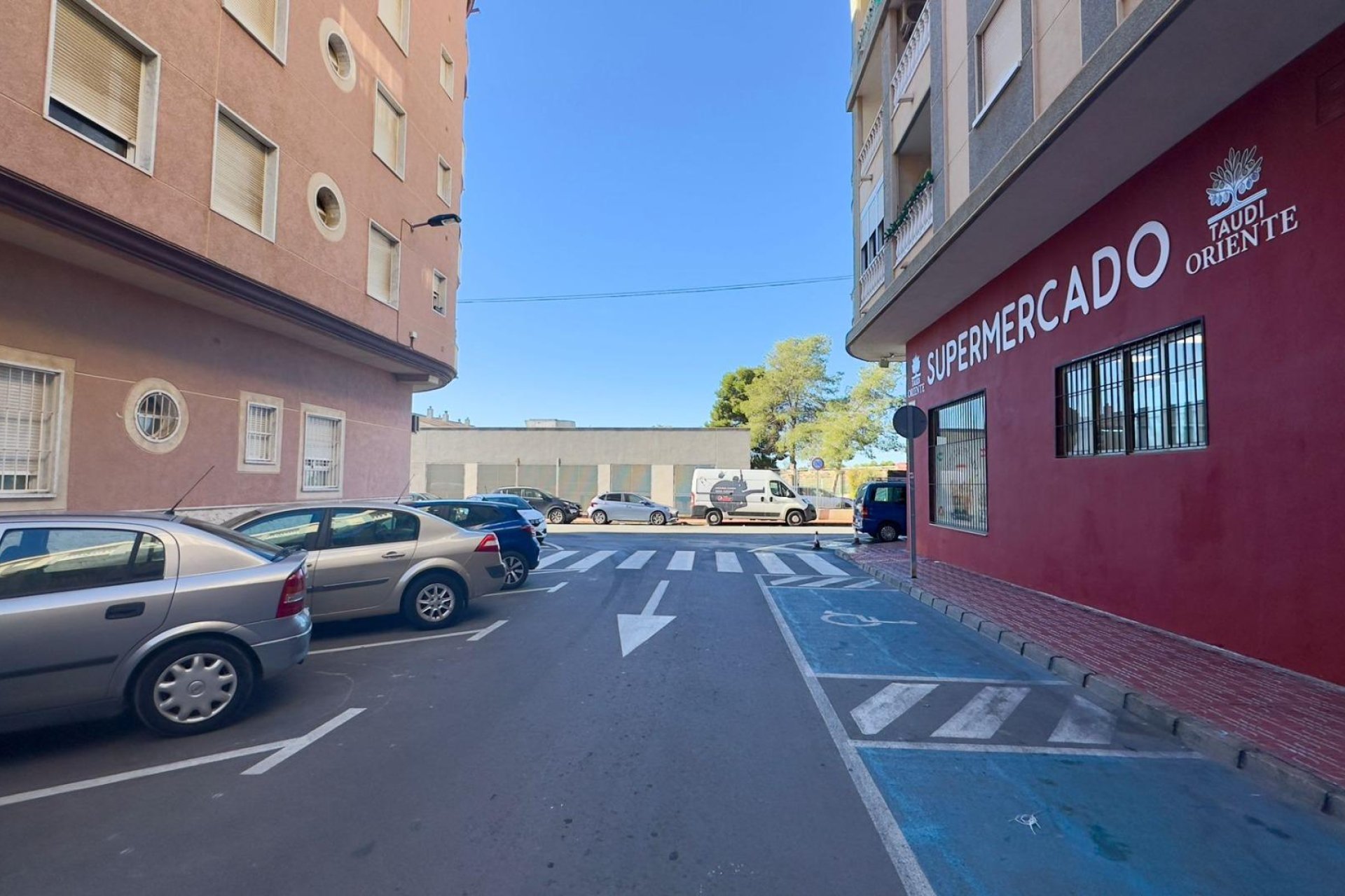 Resale - Apartment - Torrevieja - Parque de Las Naciones