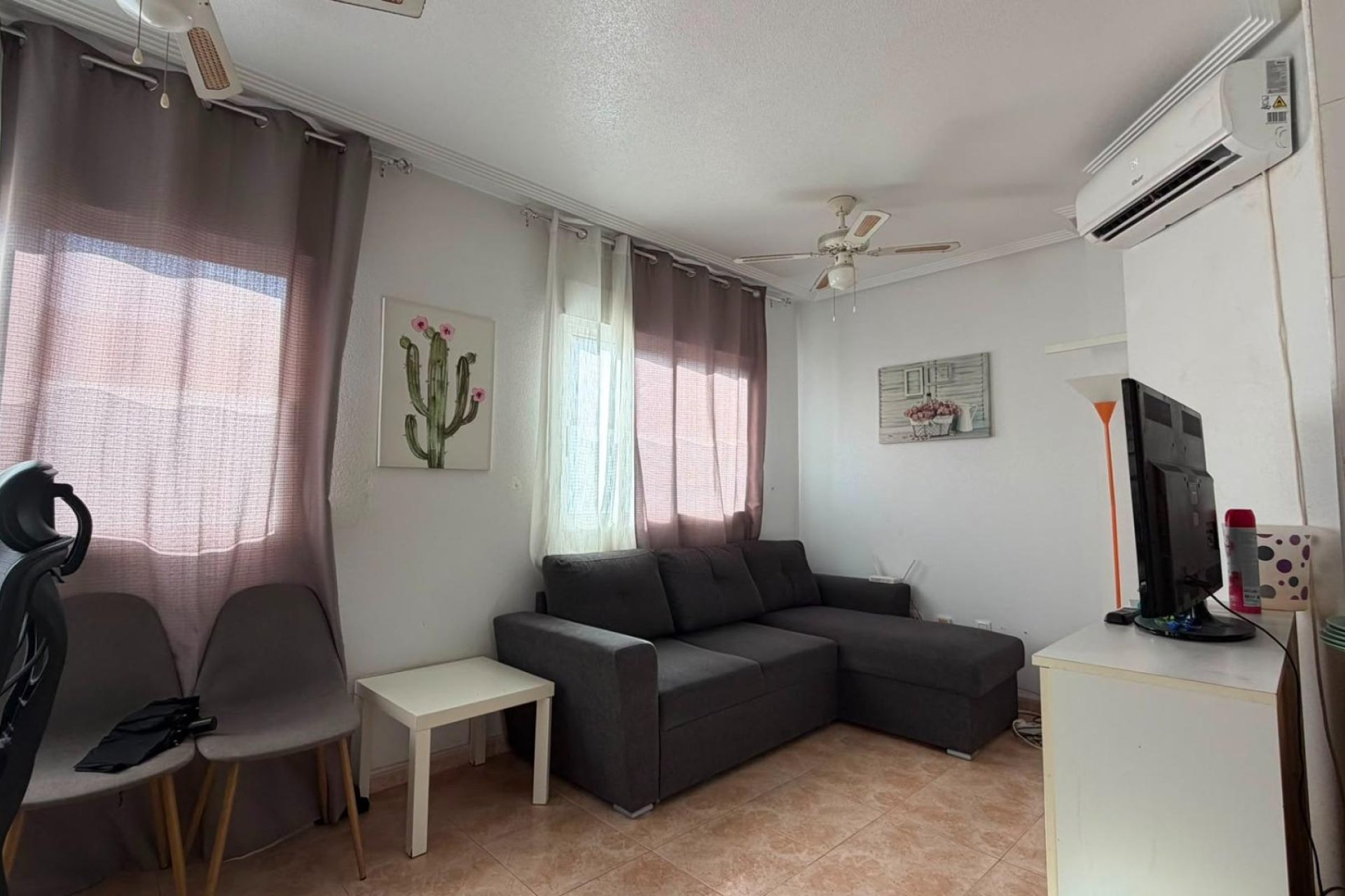 Resale - Apartment - Torrevieja - Parque de Las Naciones