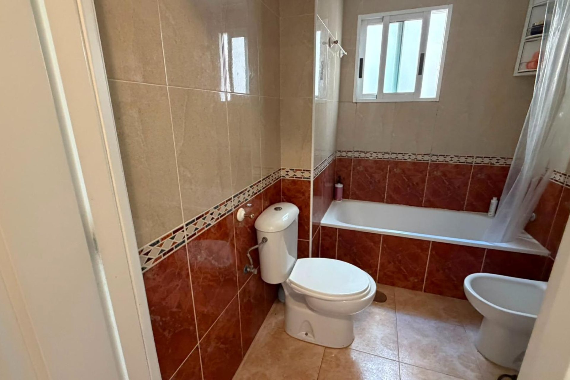 Resale - Apartment - Torrevieja - Parque de Las Naciones