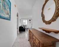 Resale - Apartment - Torrevieja - Paseo maritimo