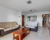 Resale - Apartment - Torrevieja - Paseo maritimo