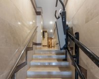 Resale - Apartment - Torrevieja - Paseo maritimo