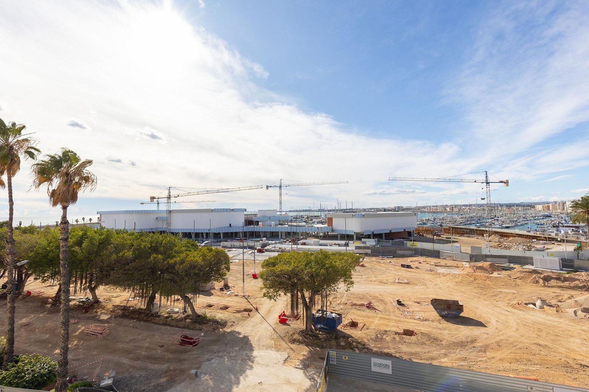 Resale - Apartment - Torrevieja - Paseo maritimo