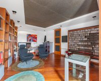 Resale - Apartment - Torrevieja - Paseo maritimo