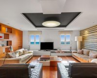 Resale - Apartment - Torrevieja - Paseo maritimo