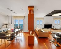 Resale - Apartment - Torrevieja - Paseo maritimo