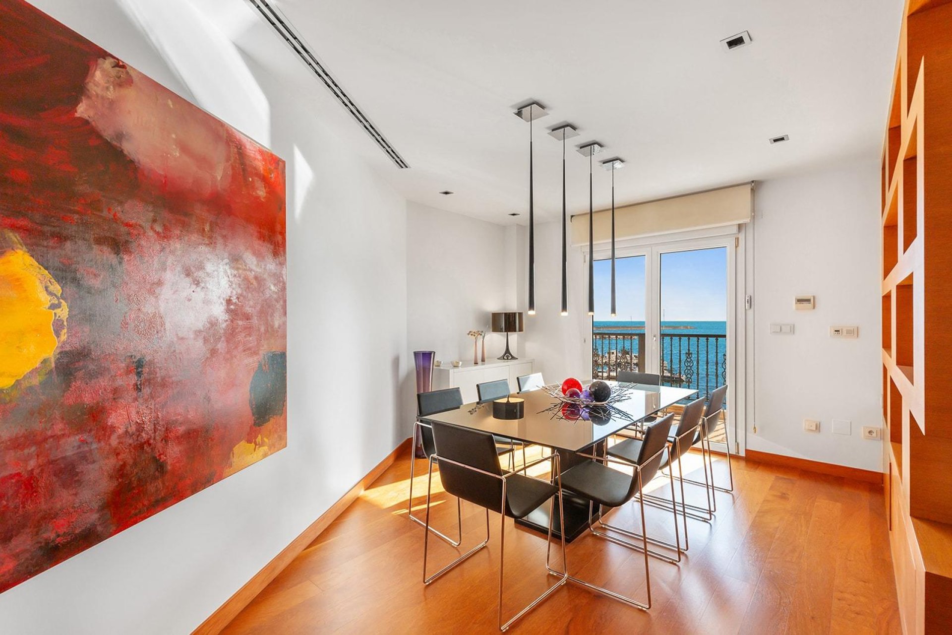 Resale - Apartment - Torrevieja - Paseo maritimo