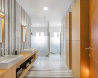 Resale - Apartment - Torrevieja - Paseo maritimo