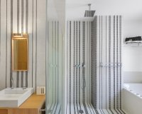 Resale - Apartment - Torrevieja - Paseo maritimo