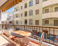 Resale - Apartment - Torrevieja - Paseo maritimo