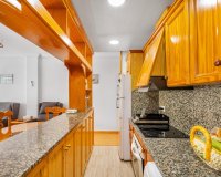 Resale - Apartment - Torrevieja - Paseo maritimo
