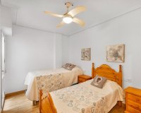 Resale - Apartment - Torrevieja - Paseo maritimo