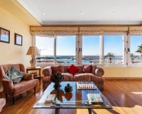 Resale - Apartment - Torrevieja - Piscinas naturales