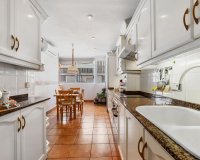 Resale - Apartment - Torrevieja - Piscinas naturales