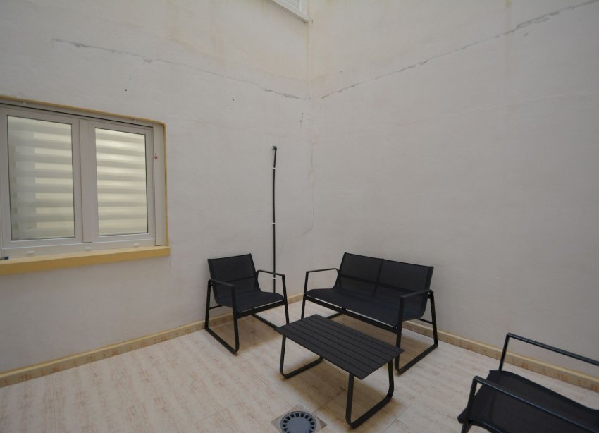 Resale - Apartment - Torrevieja - Playa Acequion