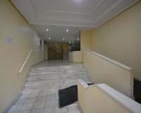 Resale - Apartment - Torrevieja - Playa Acequion