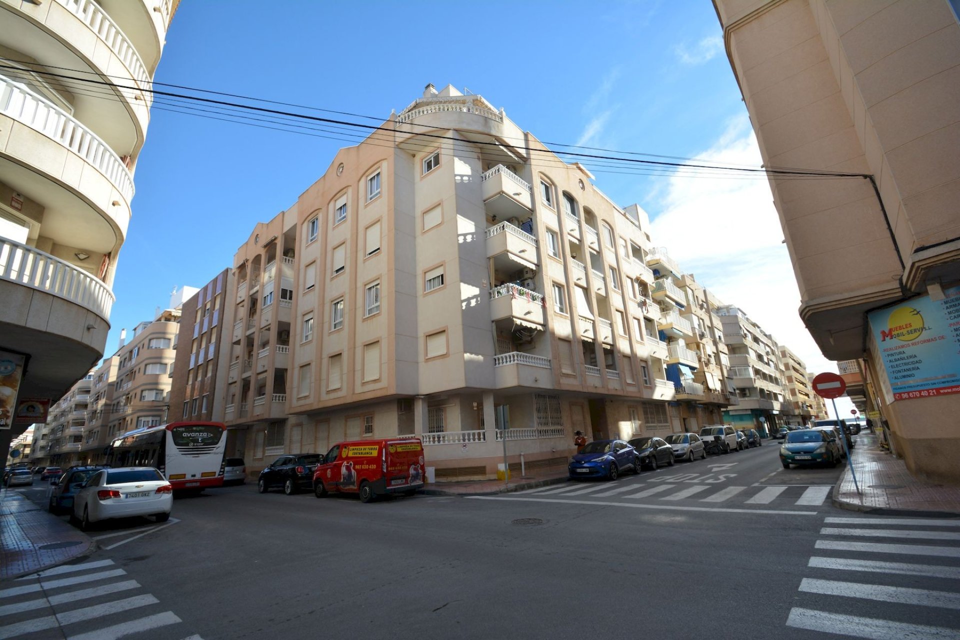 Resale - Apartment - Torrevieja - Playa Acequion